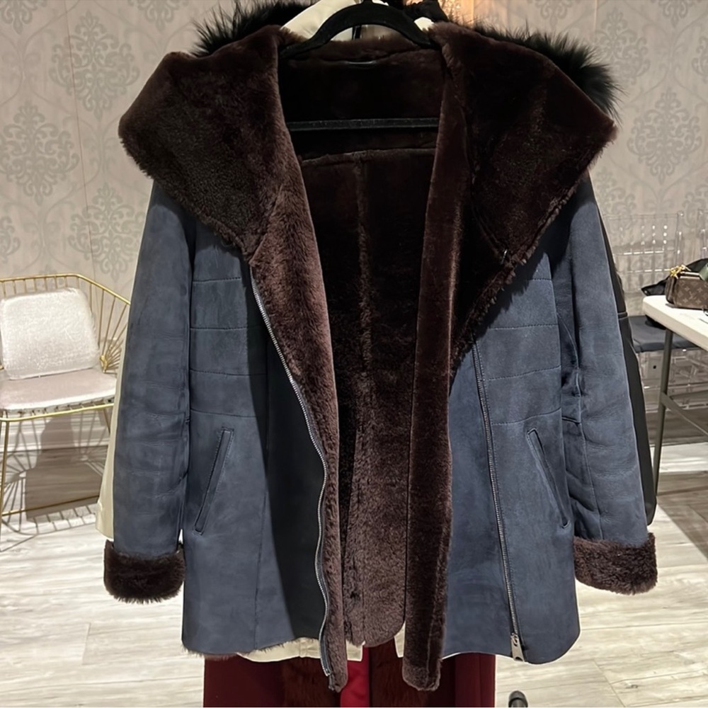 Shearling coat - Picture 3 of 6